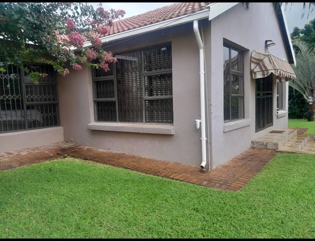 3 BEDROOM HOUSE FOR SALE IN SAFARI GARDENS
